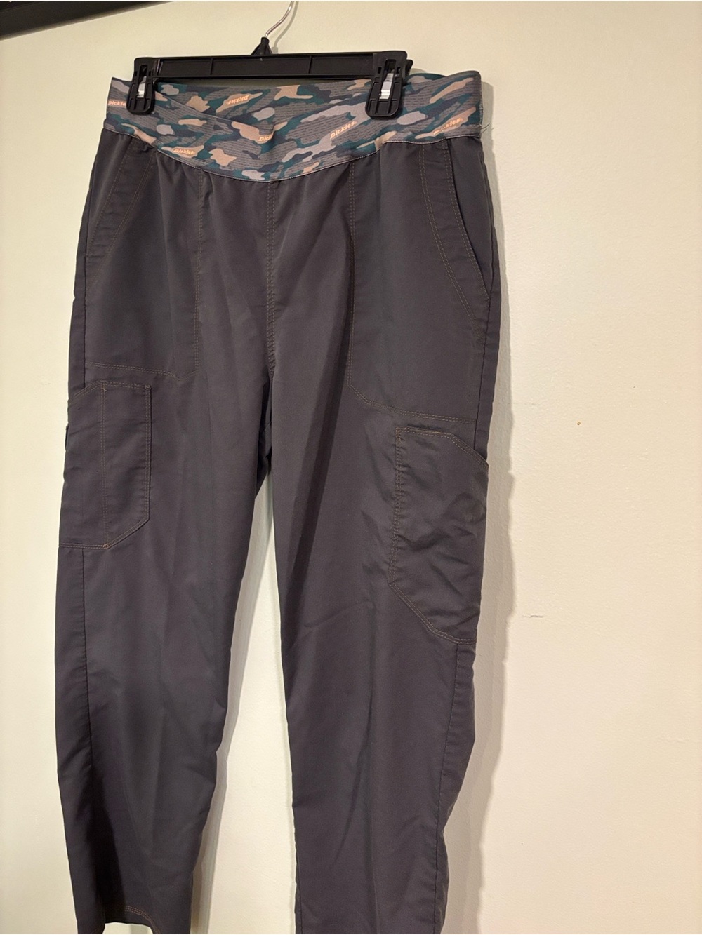 Dickies Gray Cargo Scrub  Pants with Camo Waistband
